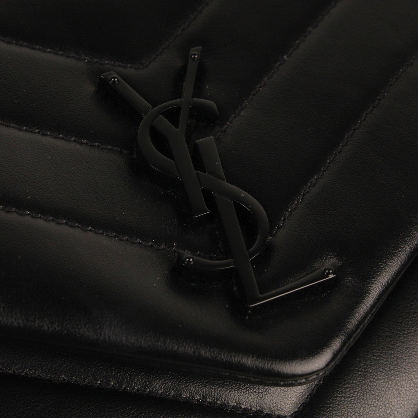 Saint Laurent Loulou Shoulder Bag - Rovelle Bags