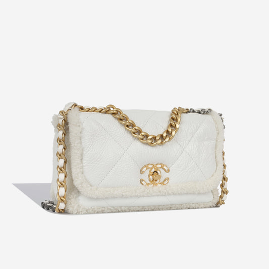 Chanel Chanel 19 Shoulder Bag - Rovelle Bags