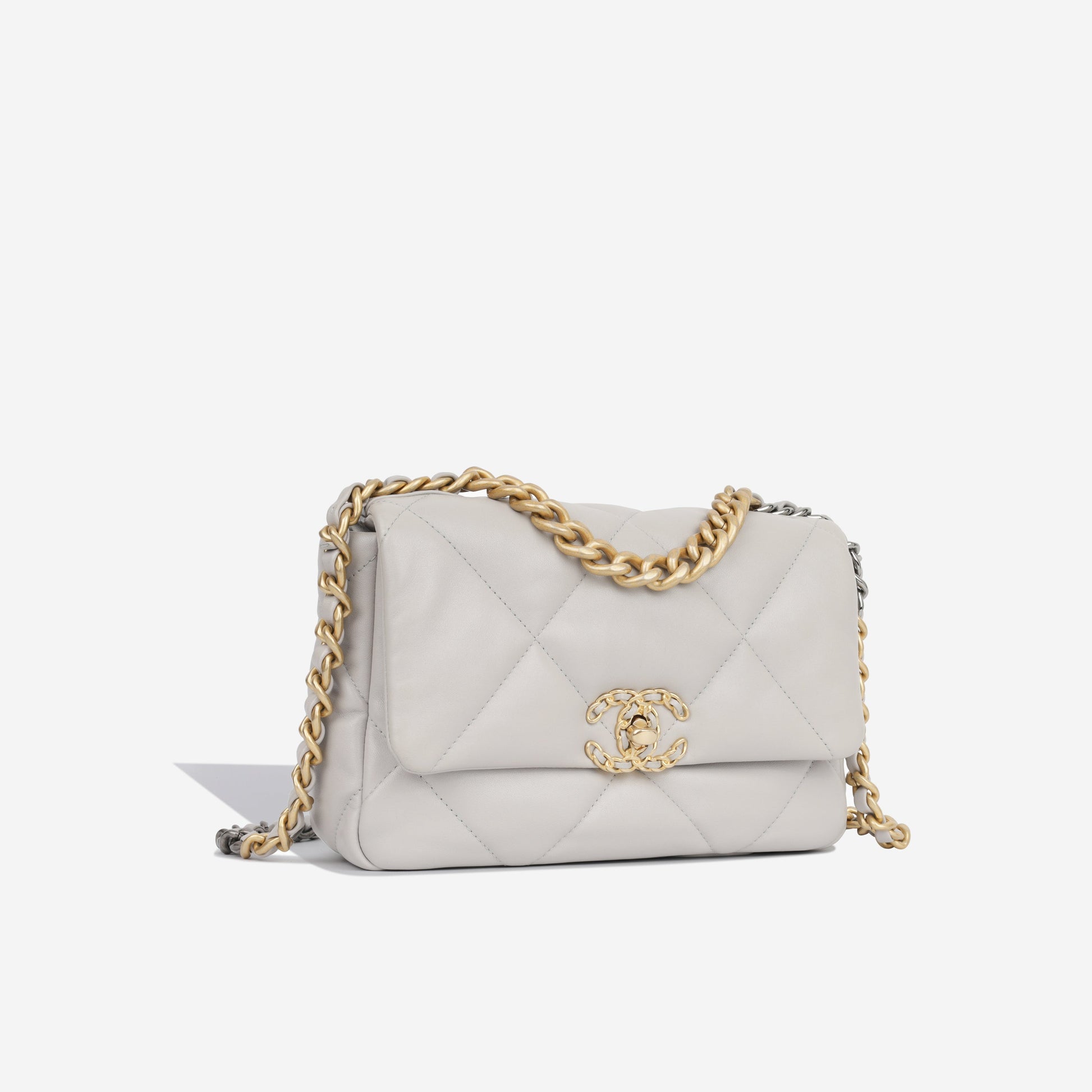 Chanel Chanel 19 Shoulder Bag - Rovelle Bags