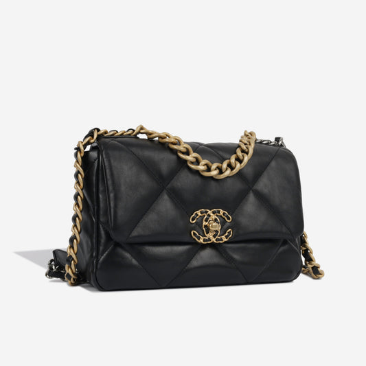 Chanel Chanel 19 Shoulder Bag - Rovelle Bags