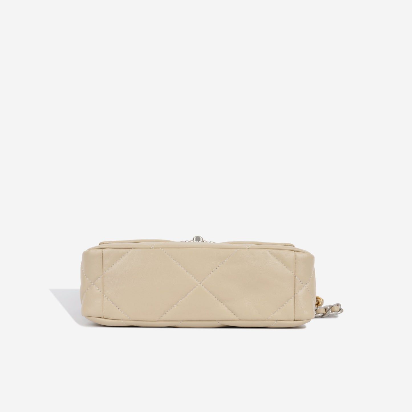 Chanel Chanel 19 Shoulder Bag - Rovelle Bags