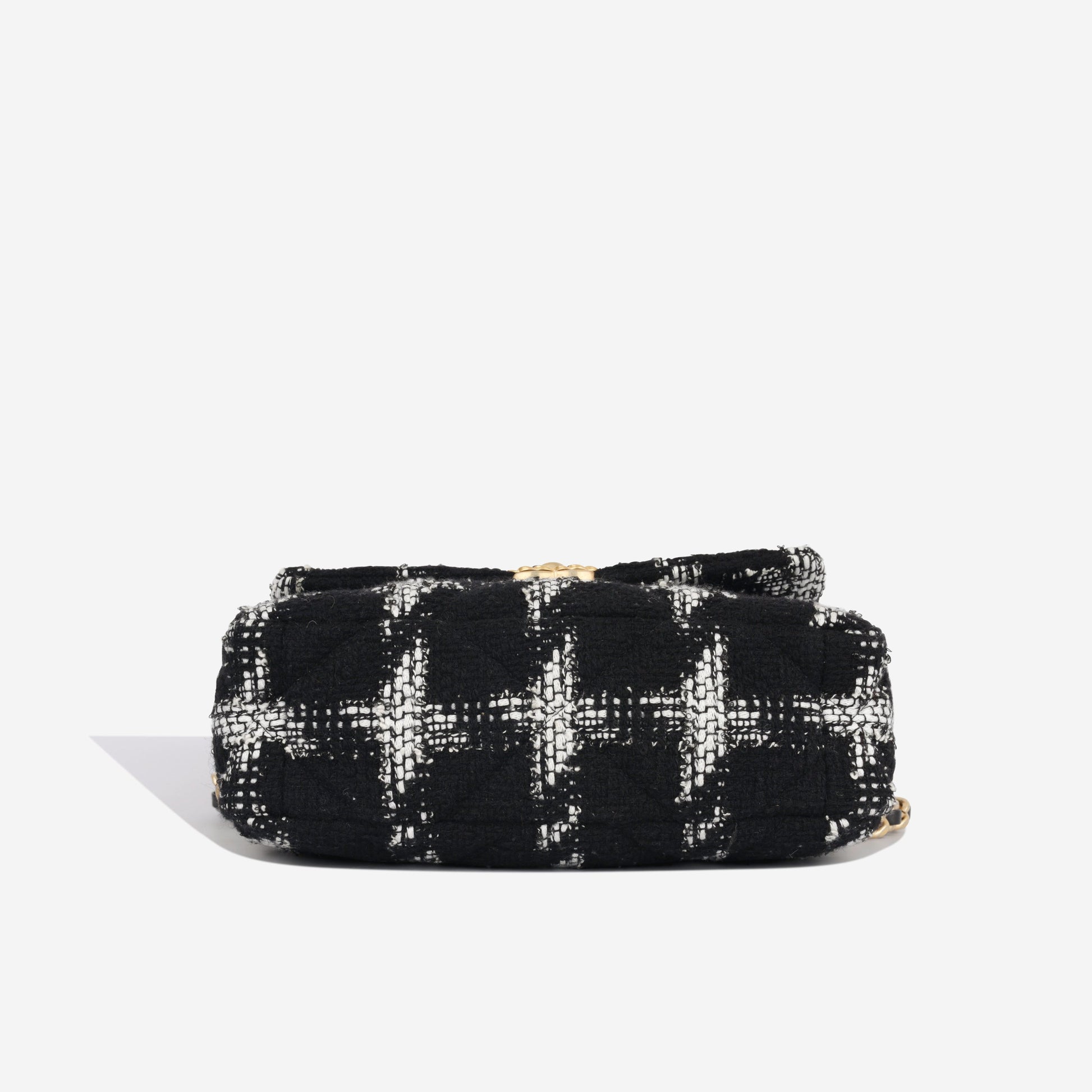 Chanel Chanel 19 Shoulder Bag - Rovelle Bags