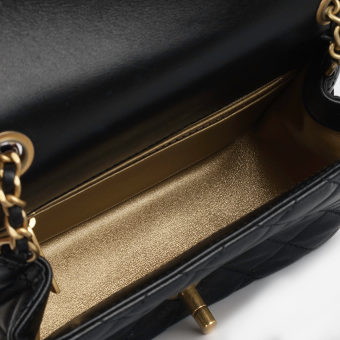 Chanel Classic Flap Shoulder Bag - Rovelle Bags