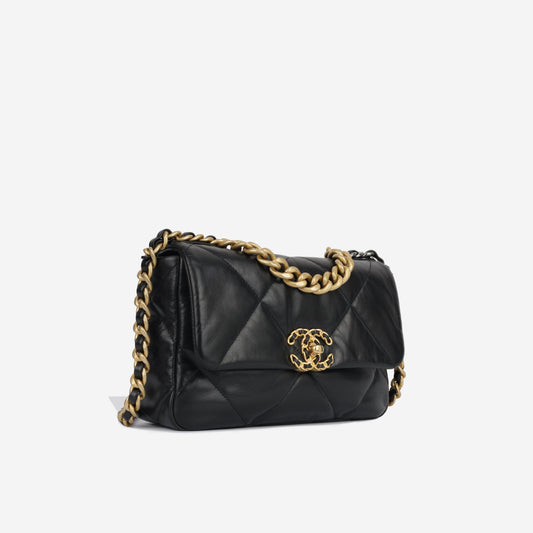 Chanel Chanel 19 Shoulder Bag - Rovelle Bags