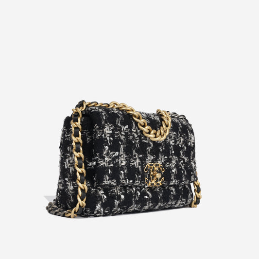 Chanel Chanel 19 Shoulder Bag - Rovelle Bags