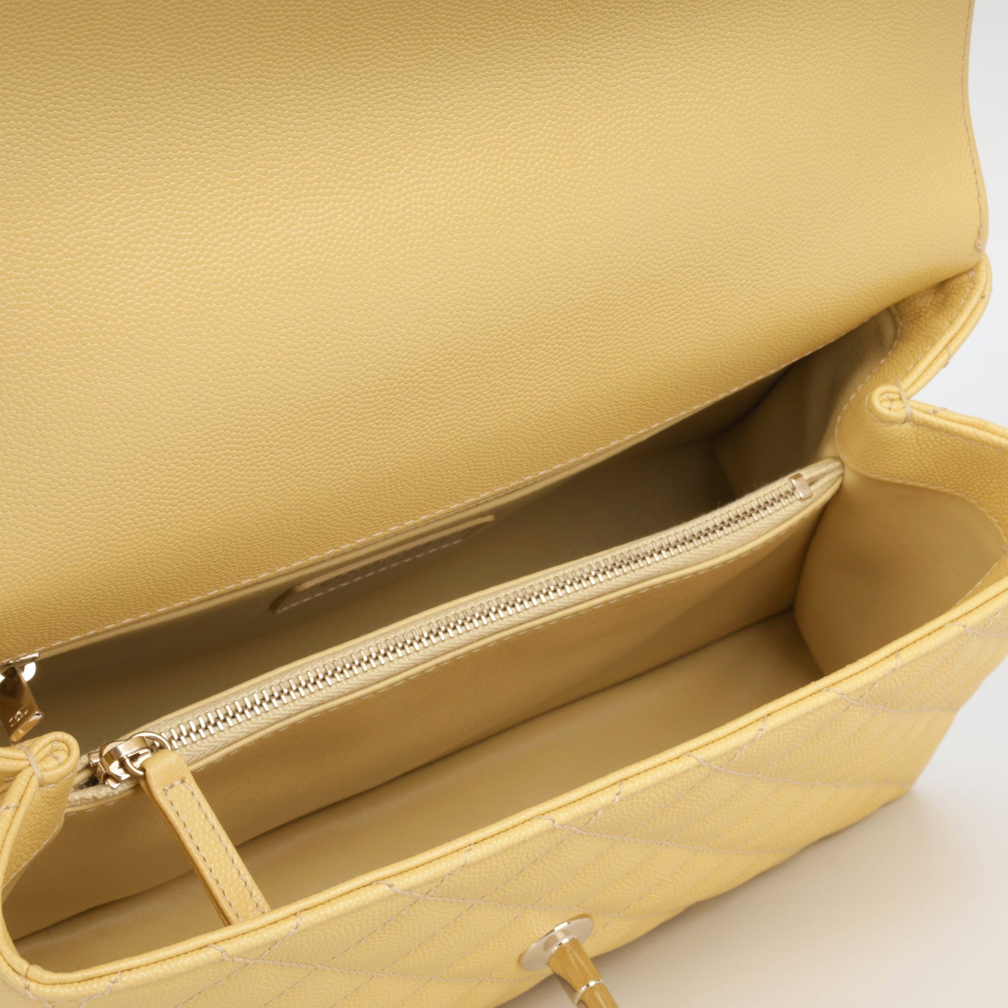 Chanel Coco Handle Shoulder Bag - Rovelle Bags