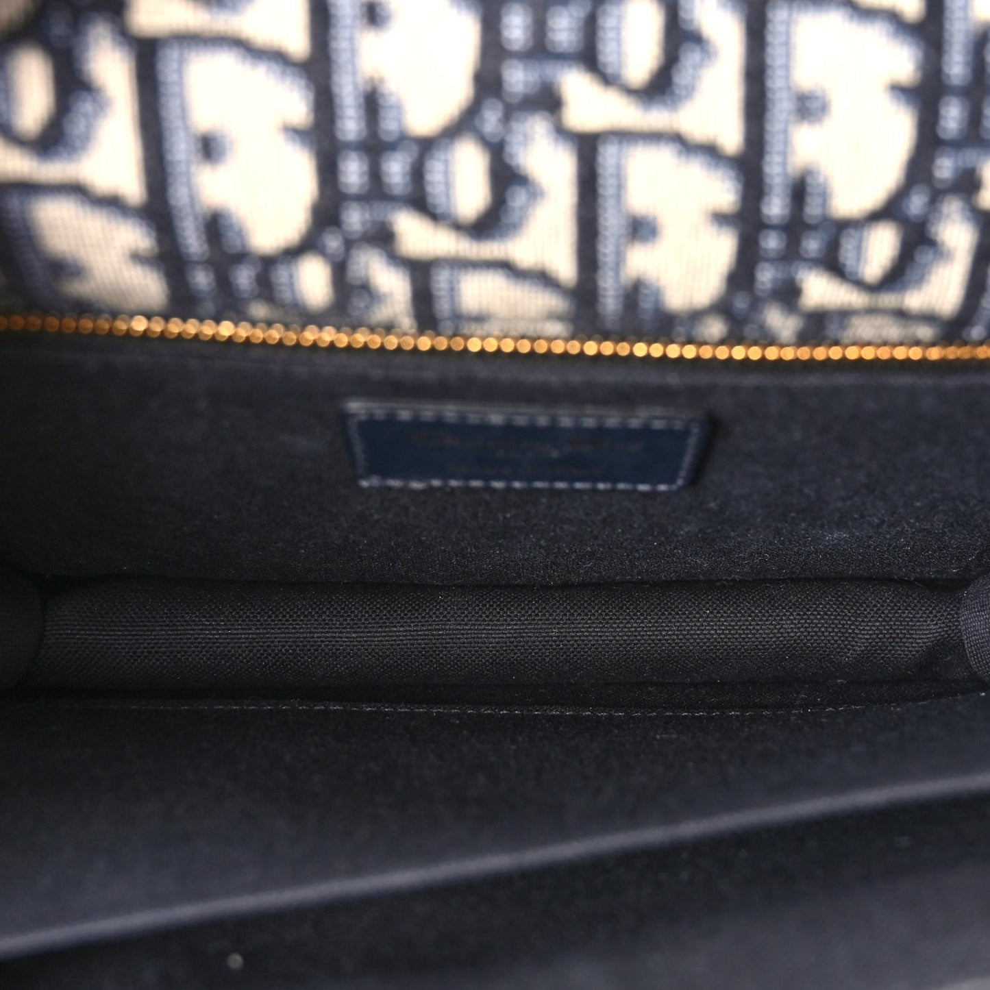 Dior 30 Montaigne Shoulder Bag - Rovelle Bags