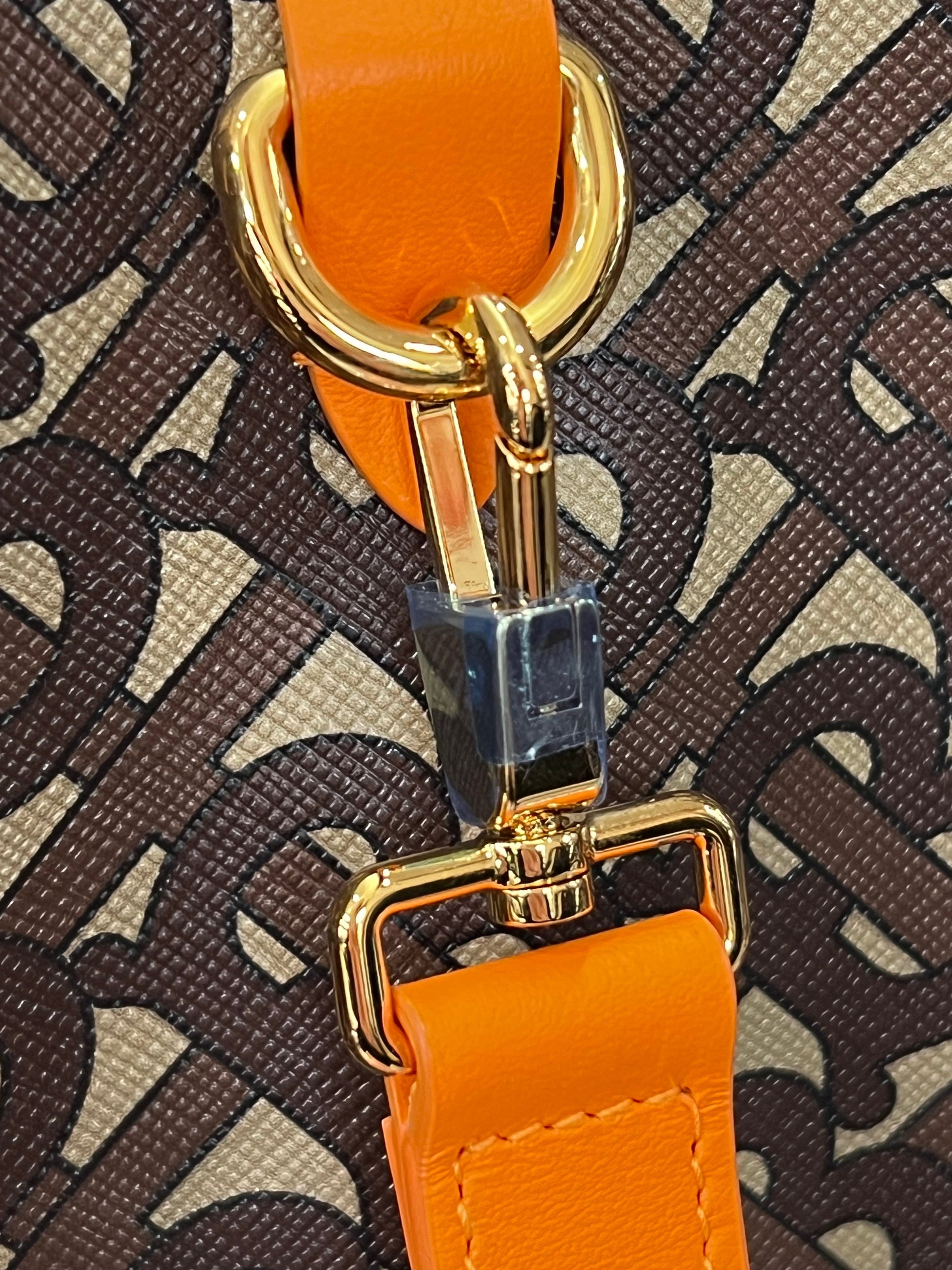 Burberry Pocket Tote - Rovelle Bags