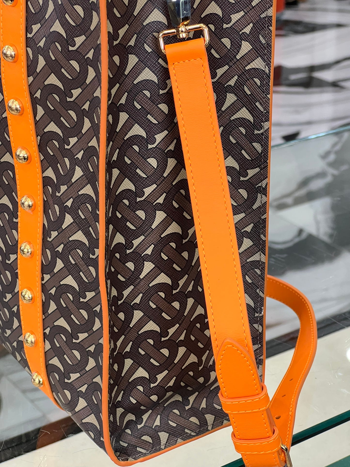 Burberry Pocket Tote - Rovelle Bags