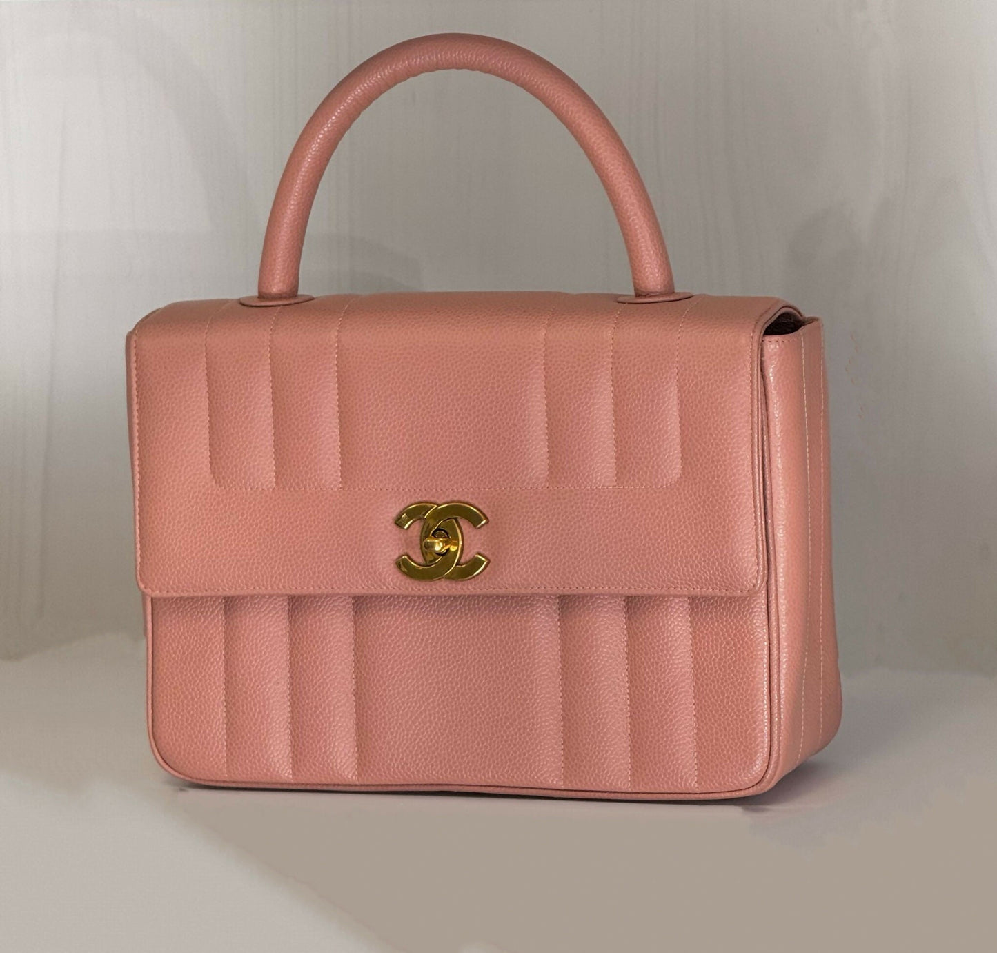 Chanel Chanel 19 Shoulder Bag - Rovelle Bags