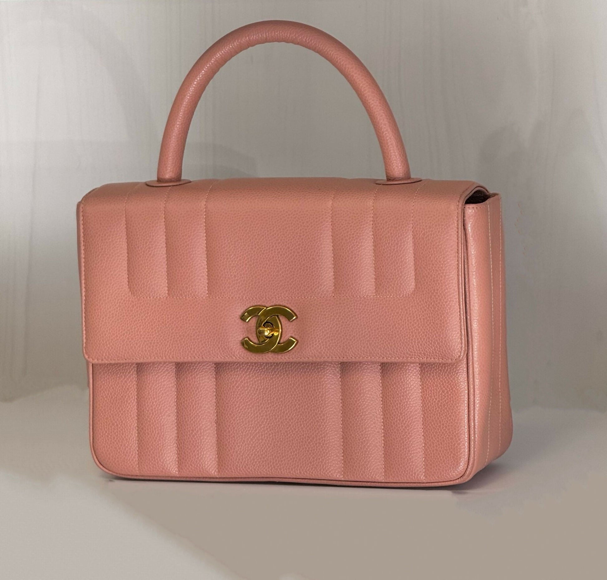 Chanel Chanel 19 Shoulder Bag - Rovelle Bags