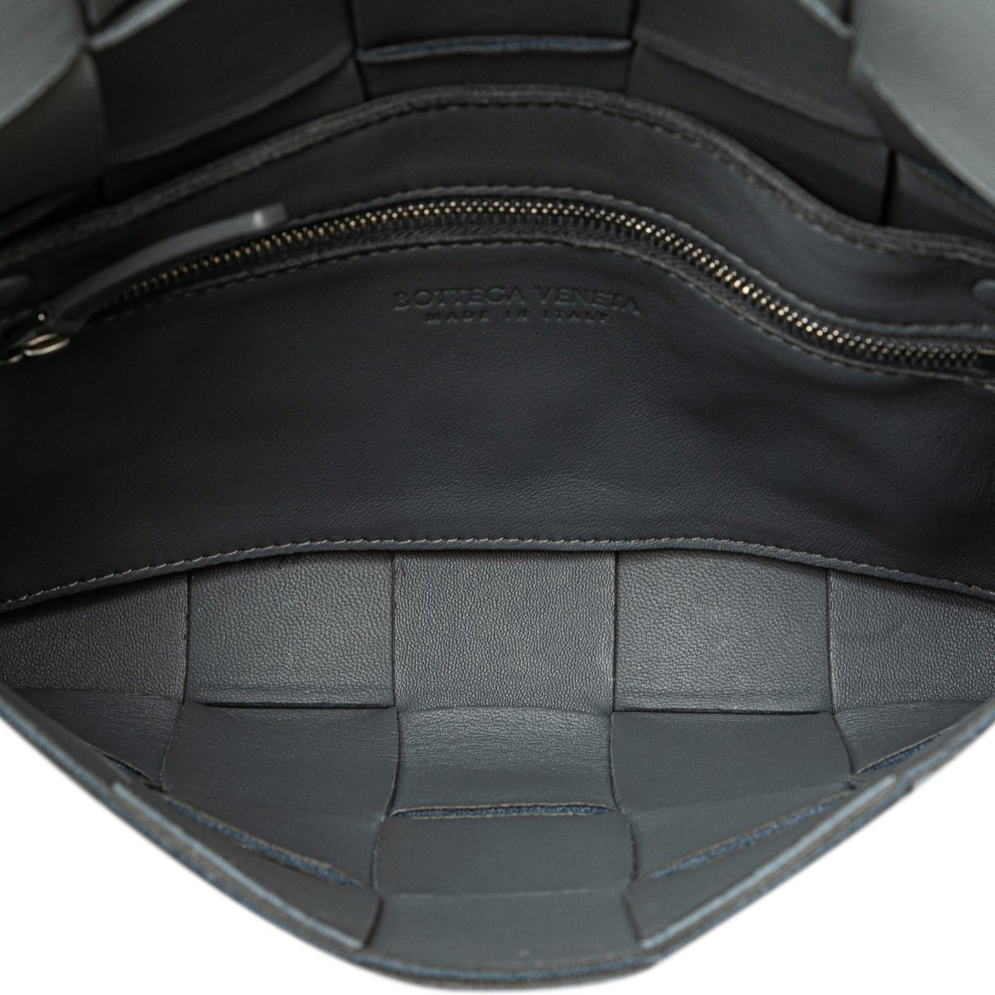 Bottega Veneta Cassette Crossbody - Rovelle Bags