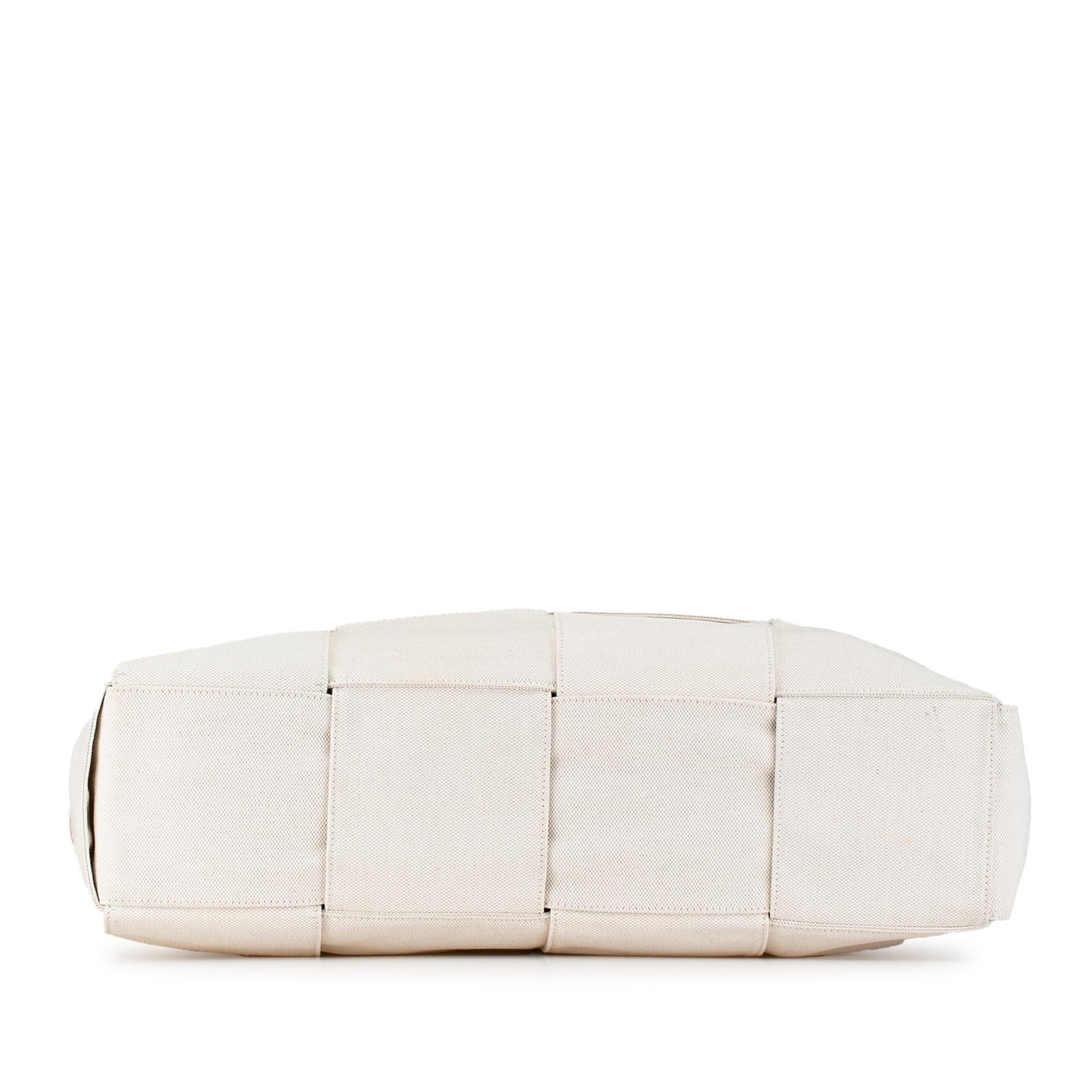 Bottega Veneta Arco Tote - Rovelle Bags