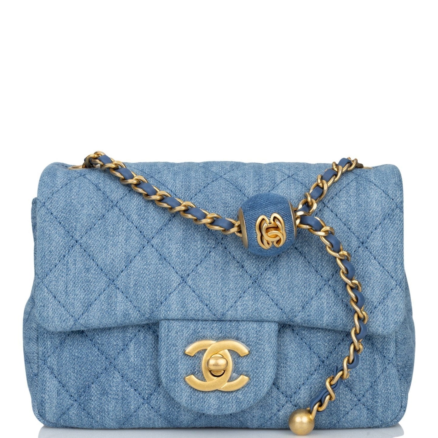 Chanel Luxury Leather Gold Shoulder Bag Style 2