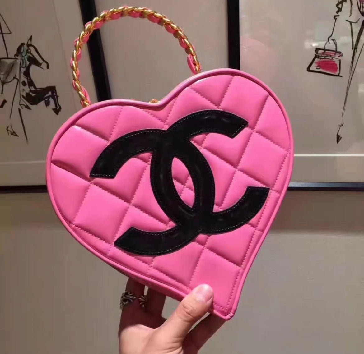 Chanel Chanel 19 Shoulder Bag - Rovelle Bags