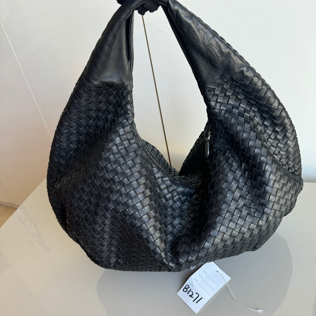 Bottega Veneta Veneta Shoulder Bag - Rovelle Bags