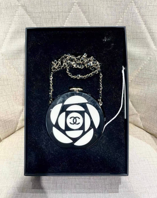 Chanel Clutch - Rovelle Bags