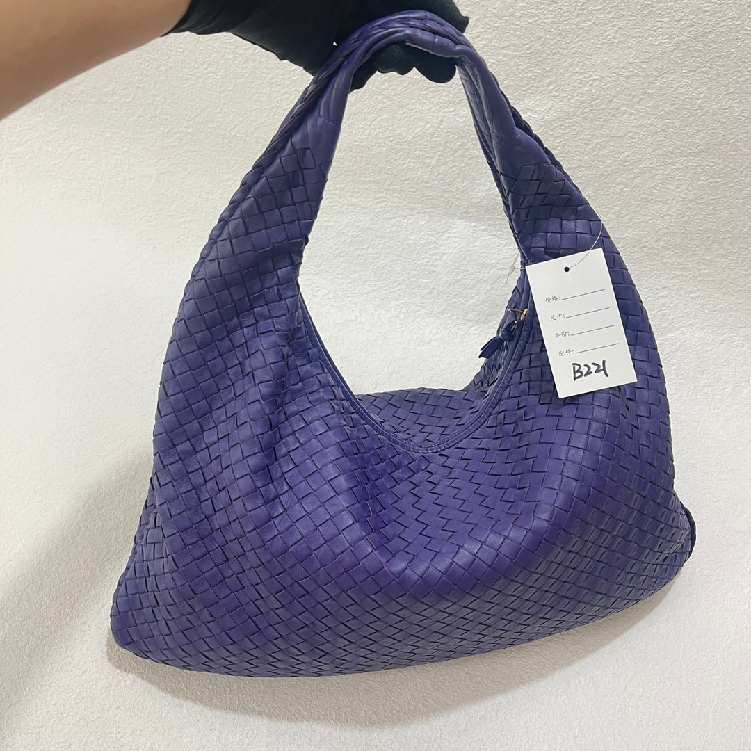 Bottega Veneta Veneta Shoulder Bag - Rovelle Bags