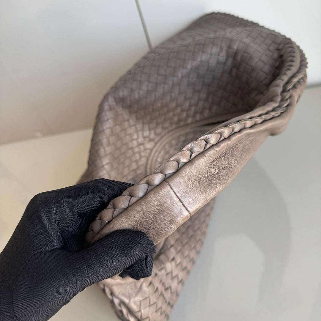 Bottega Veneta Veneta Shoulder Bag - Rovelle Bags
