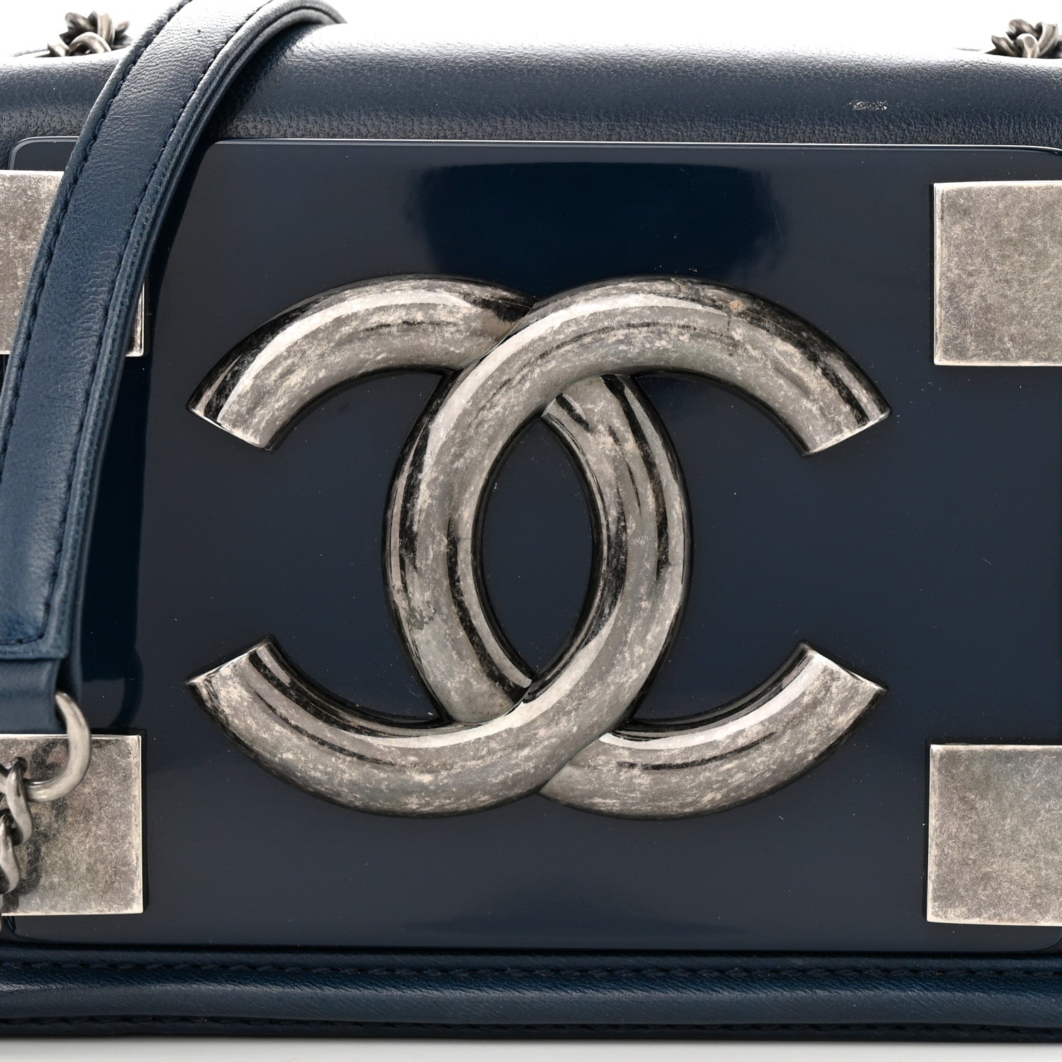 Chanel Boy Shoulder Bag - Rovelle Bags