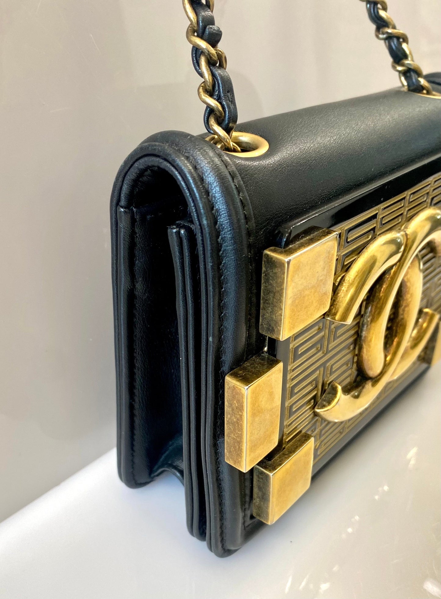 Chanel Boy Handbag - Rovelle Bags