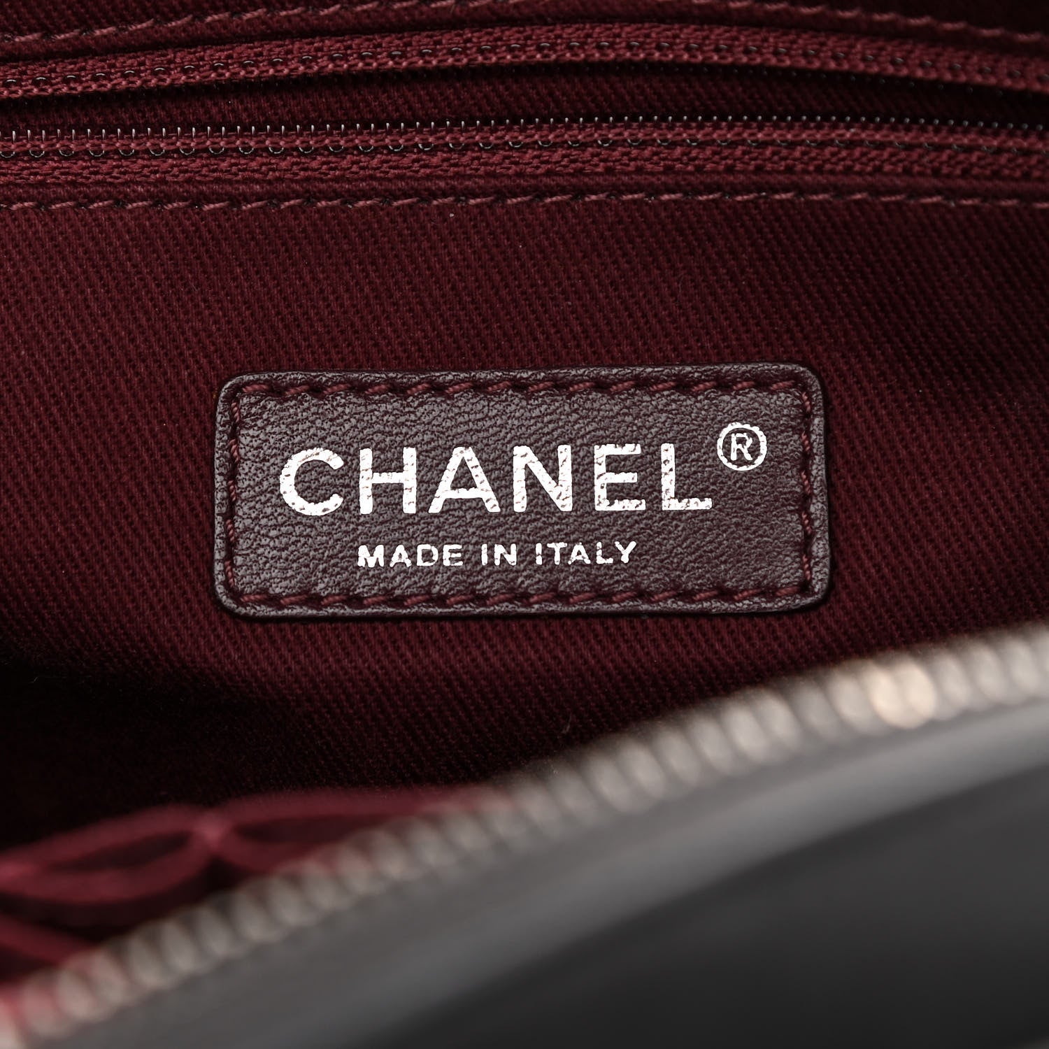 Chanel CC DIAMOND QUILTED Tote Bag - Rovelle Bags