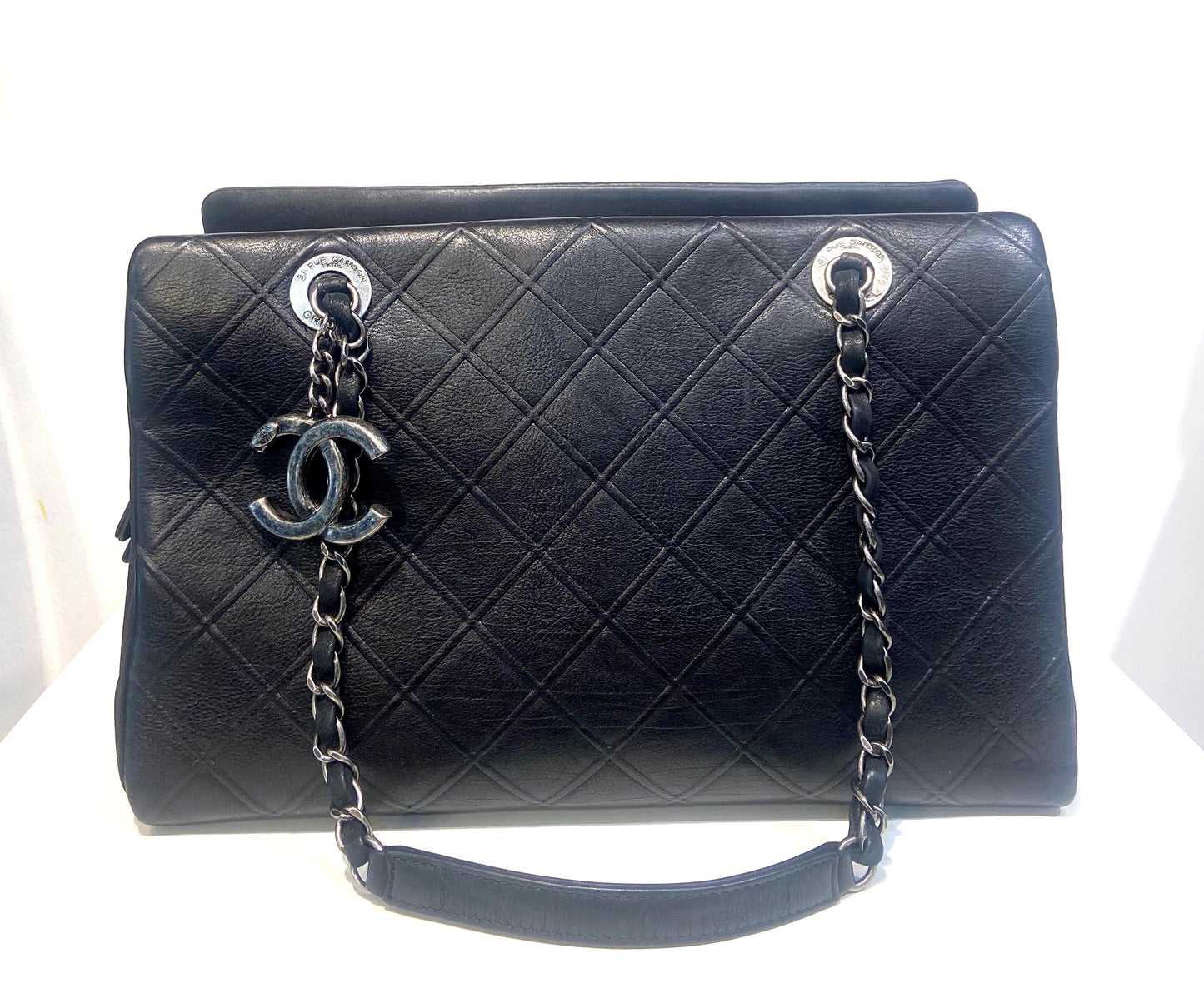 Chanel CC DIAMOND QUILTED Tote Bag - Rovelle Bags