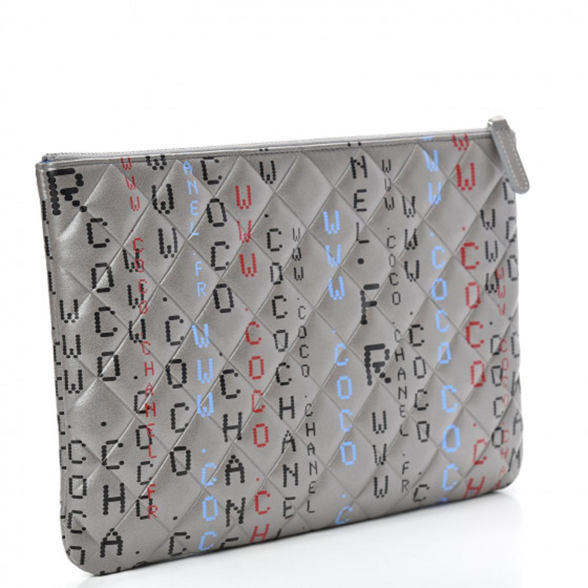 Chanel METALLIC SILVER QUILTED Clutch Bag - Rovelle Bags