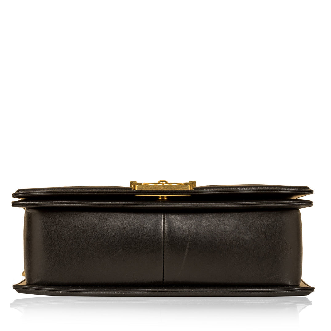 Chanel Boy Bag Shoulder Bag - Rovelle Bags