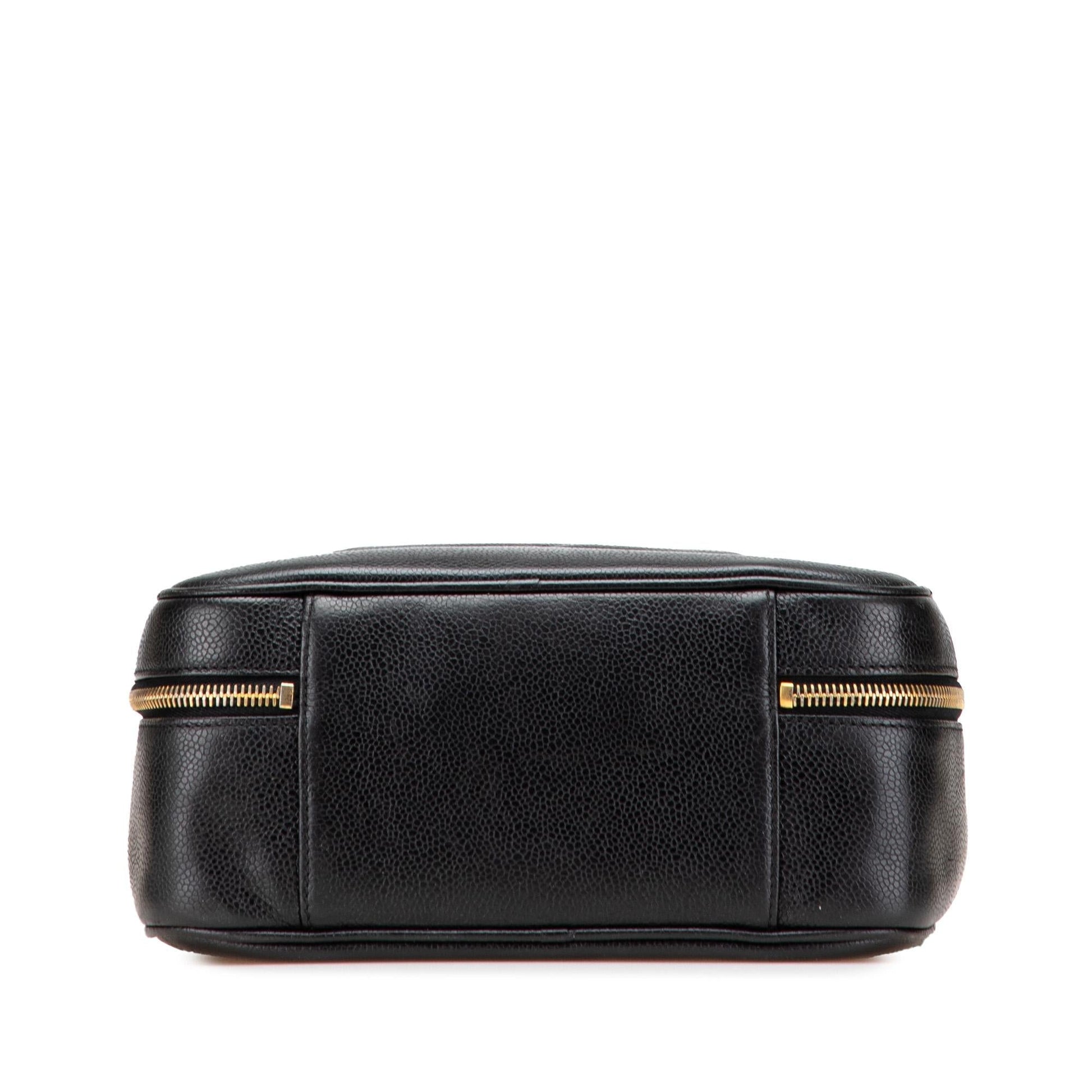 Chanel Gabrielle Shoulder Bag - Rovelle Bags