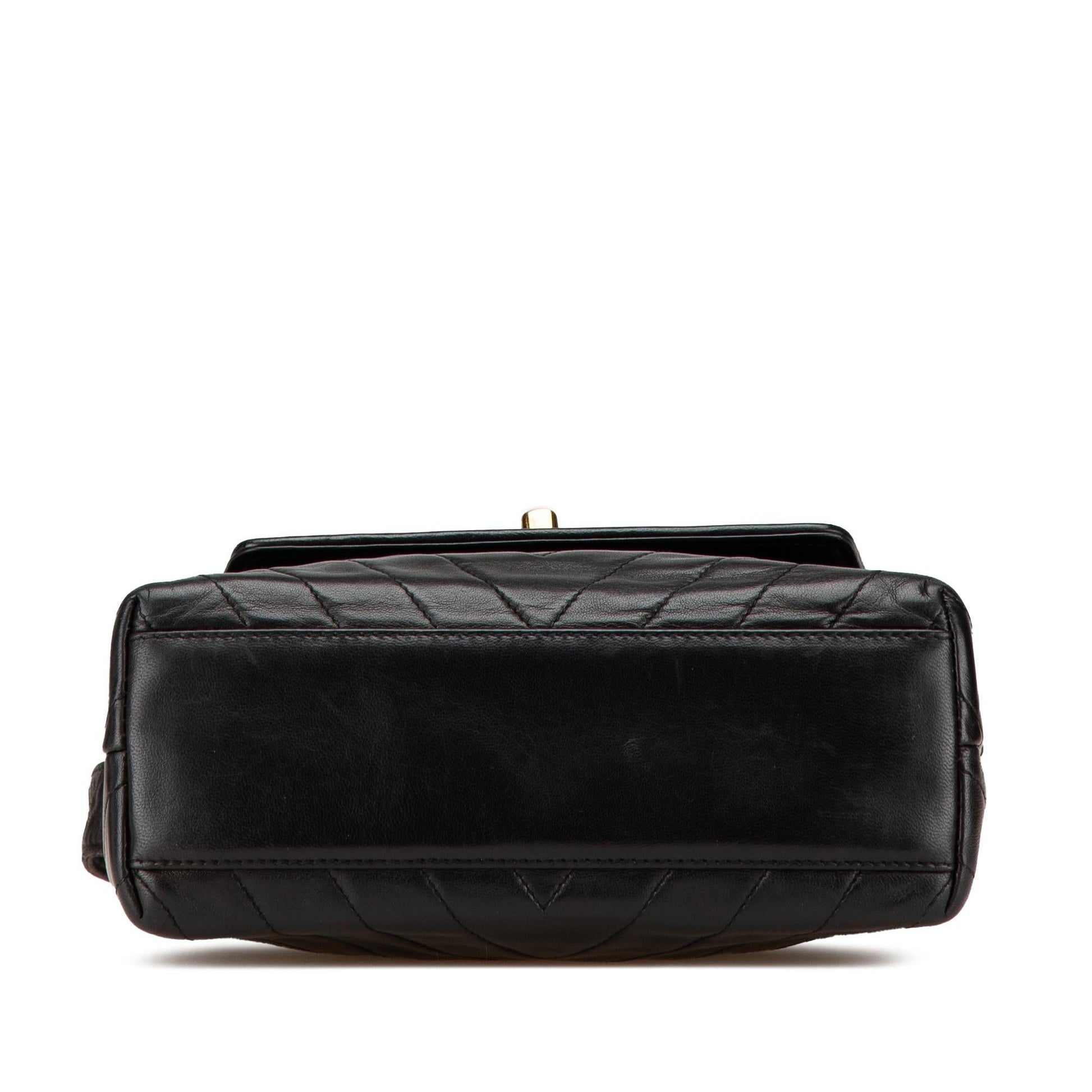 Chanel Gabrielle Shoulder Bag - Rovelle Bags