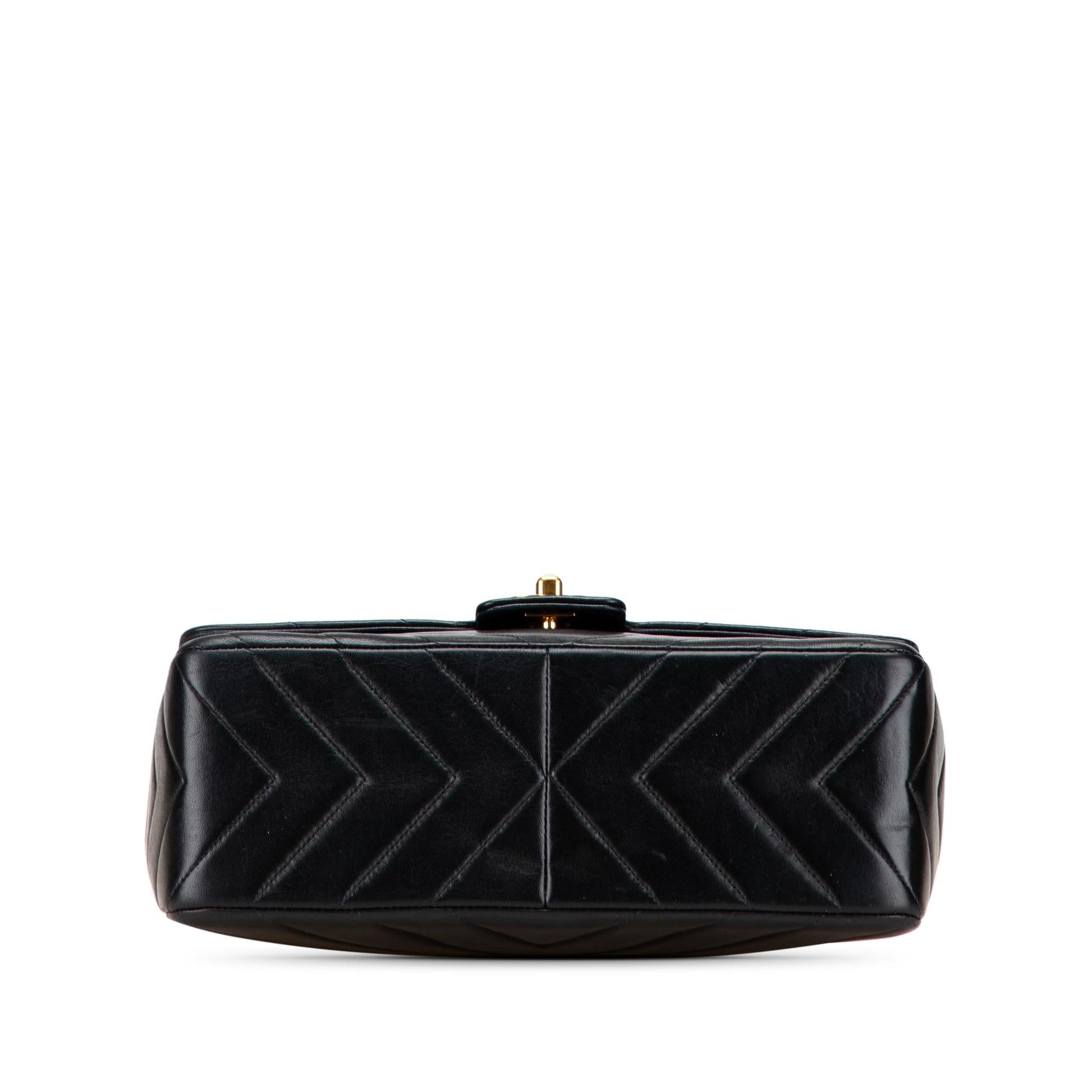 Chanel Gabrielle Shoulder Bag - Rovelle Bags