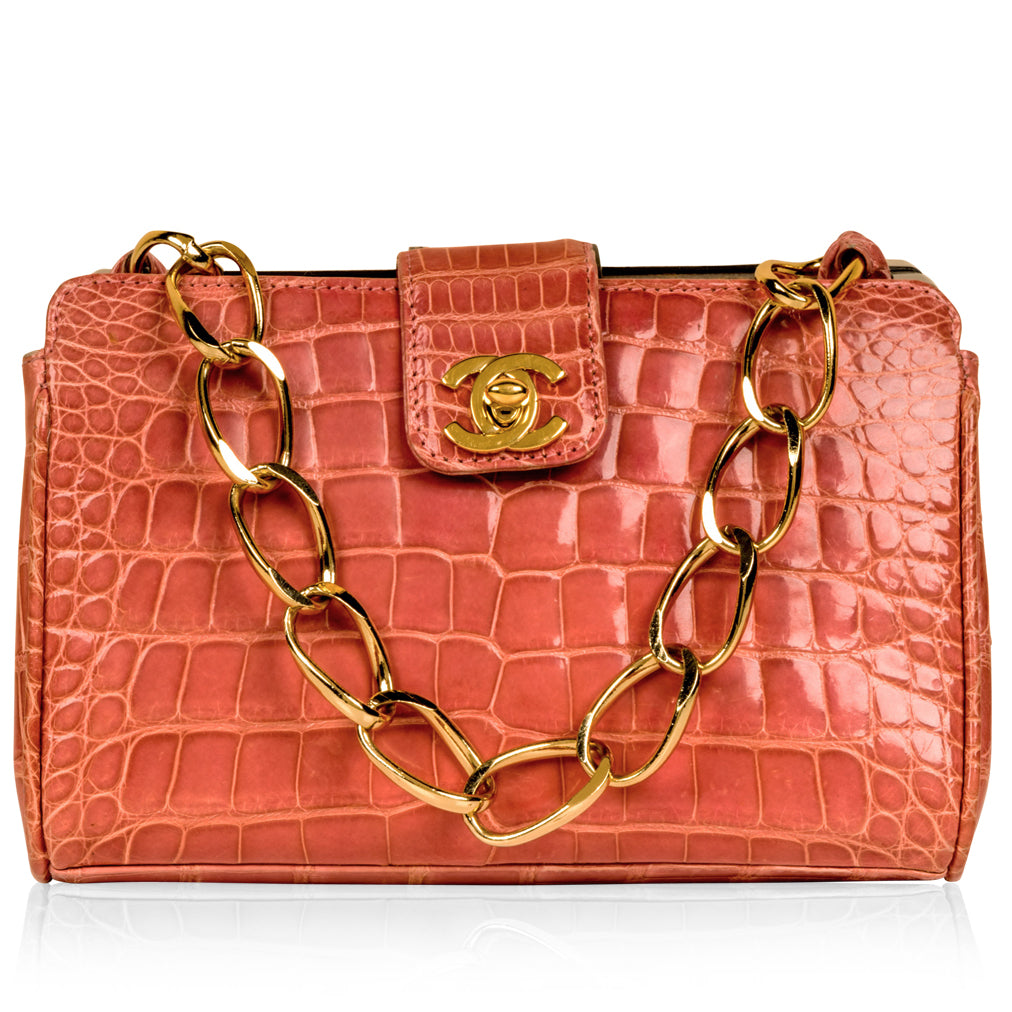 Chanel Pouch On Chain - Crocodile