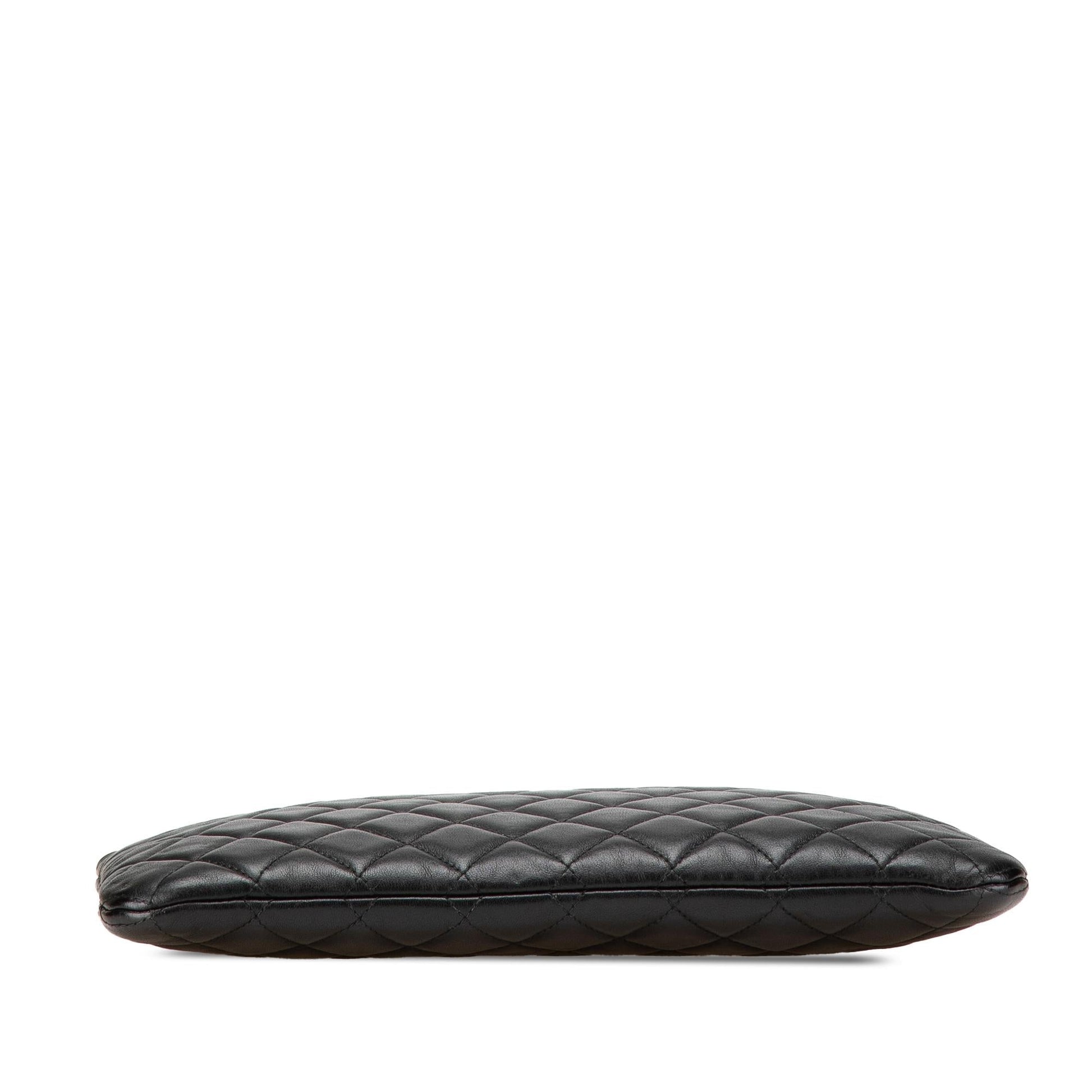 Chanel Boy Shoulder Bag - Rovelle Bags