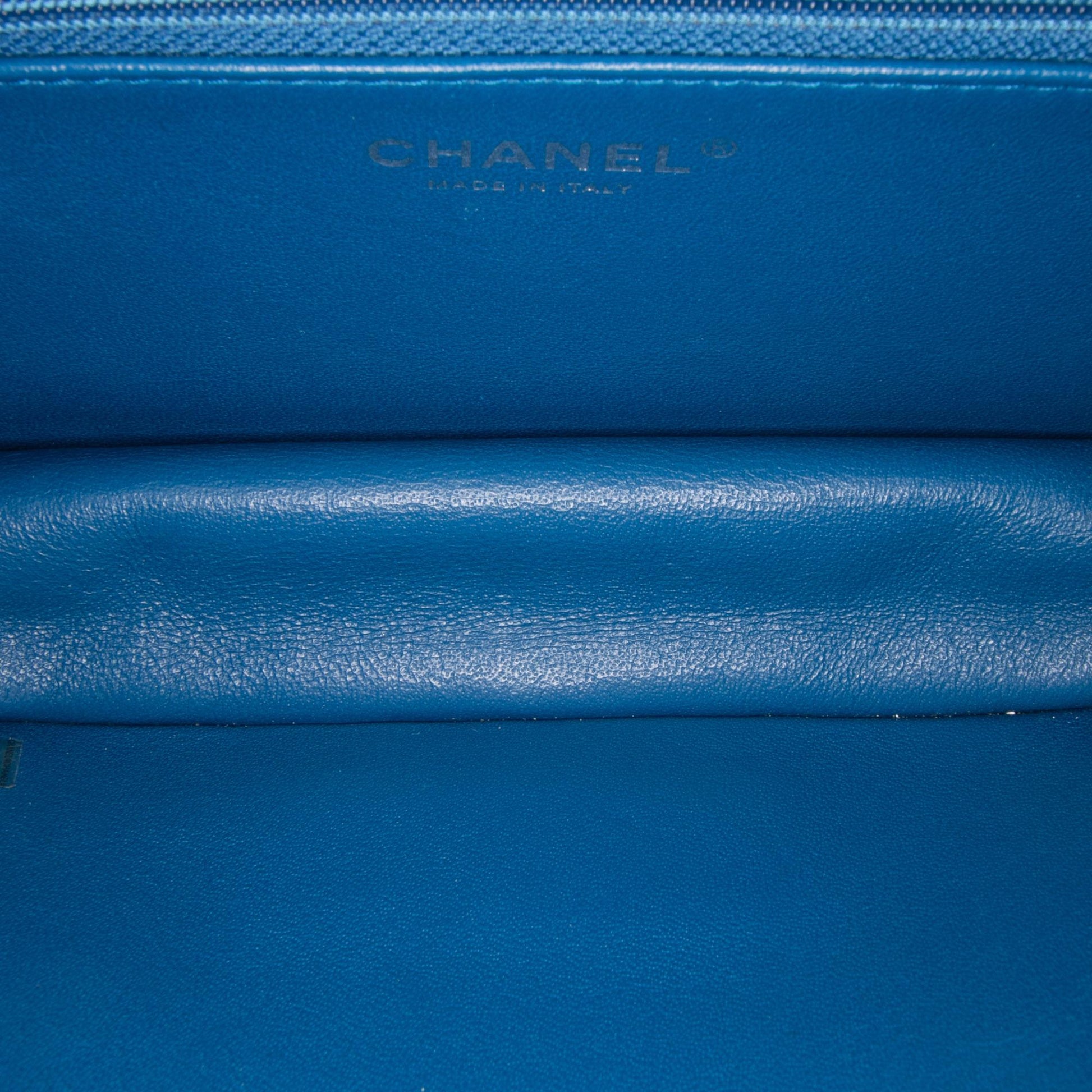 Chanel Gabrielle Shoulder Bag - Rovelle Bags
