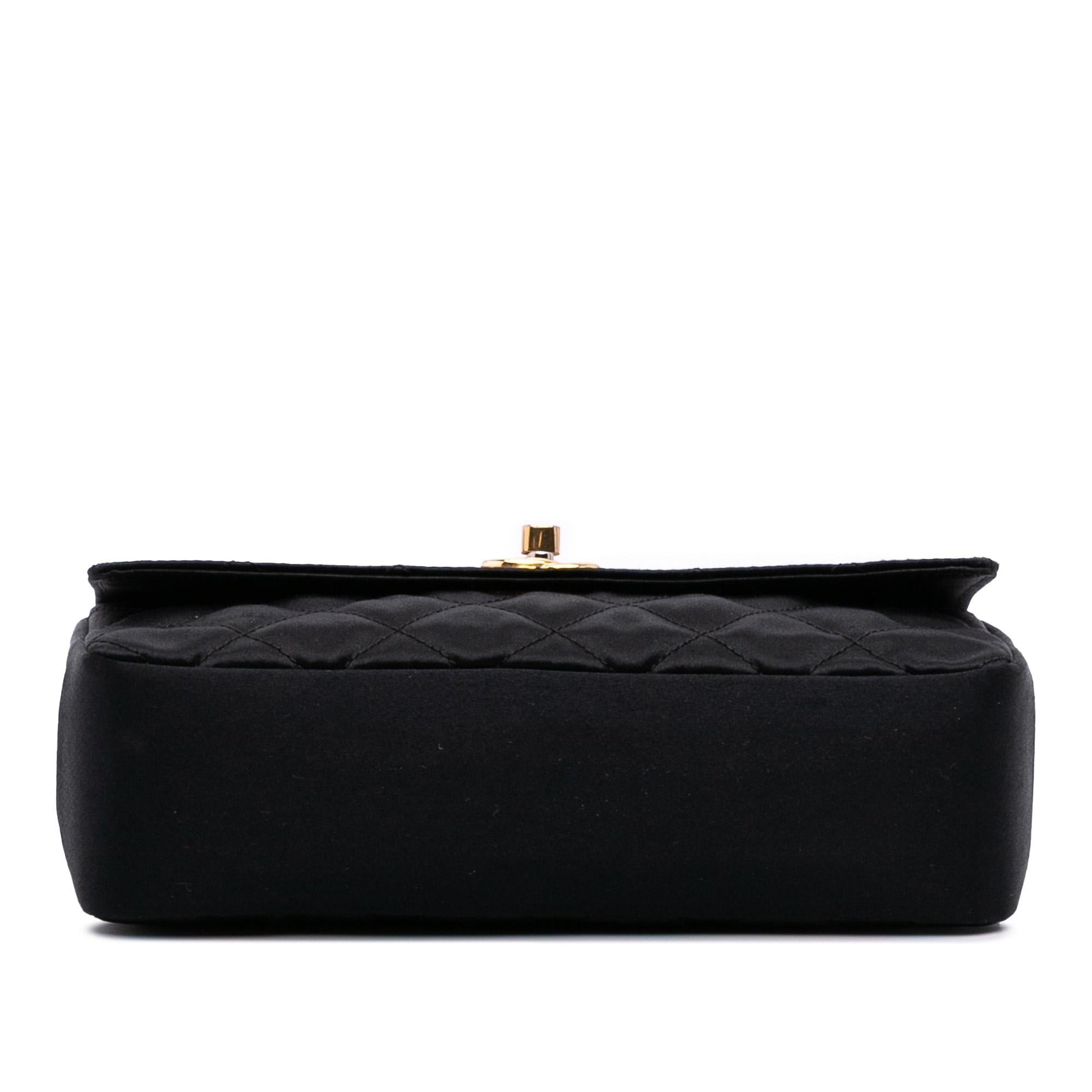 Chanel Gabrielle Shoulder Bag - Rovelle Bags