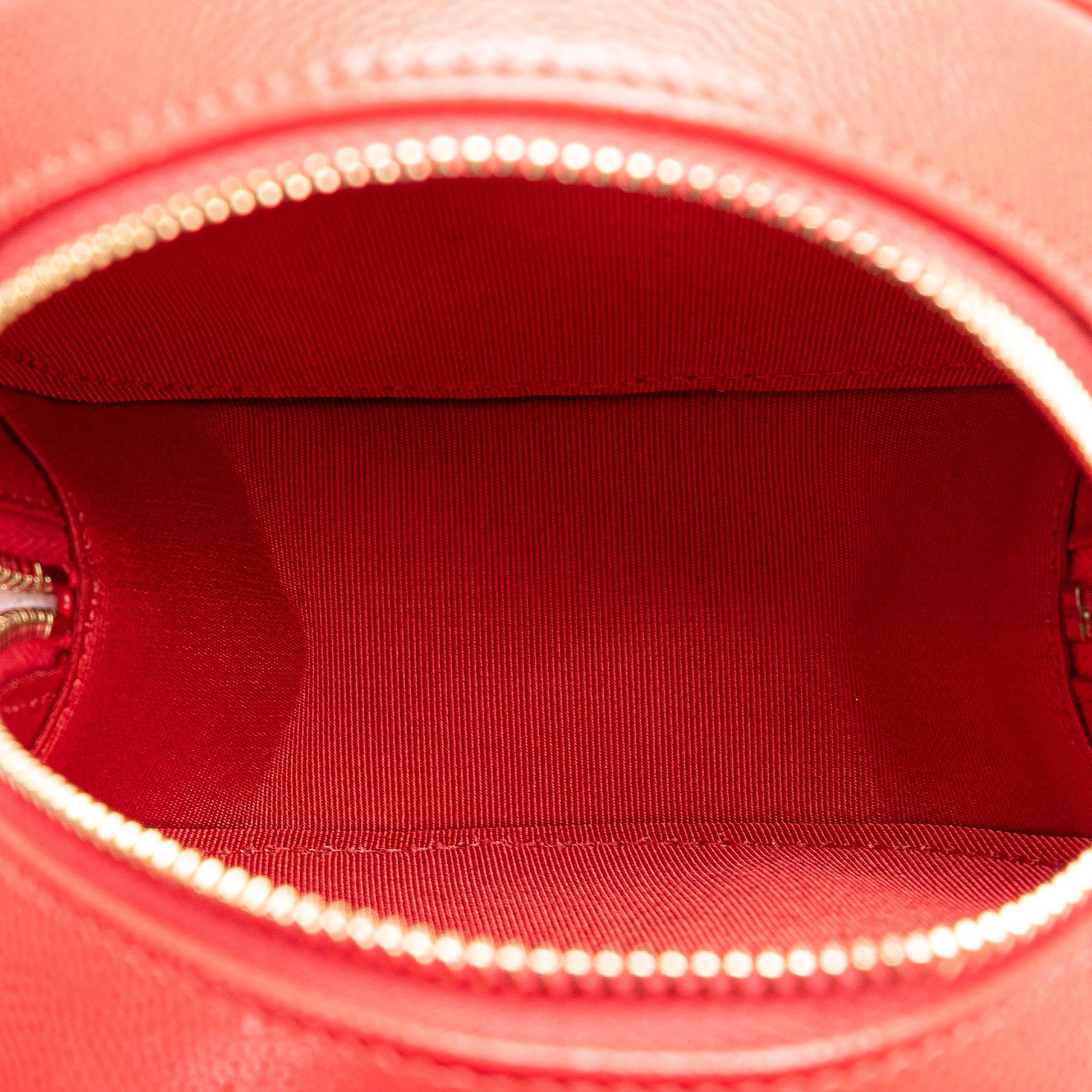 Chanel Quilted Caviar Round Clutch Bag - Rovelle Bags