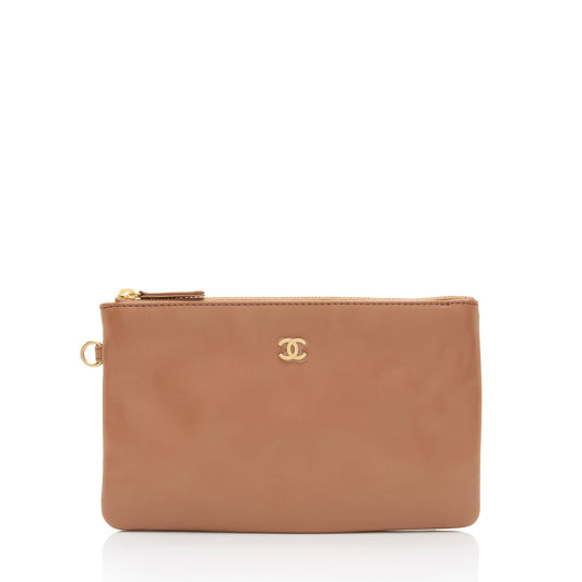 Chanel Shiny Calfskin 22 Clutch Bag - Rovelle Bags