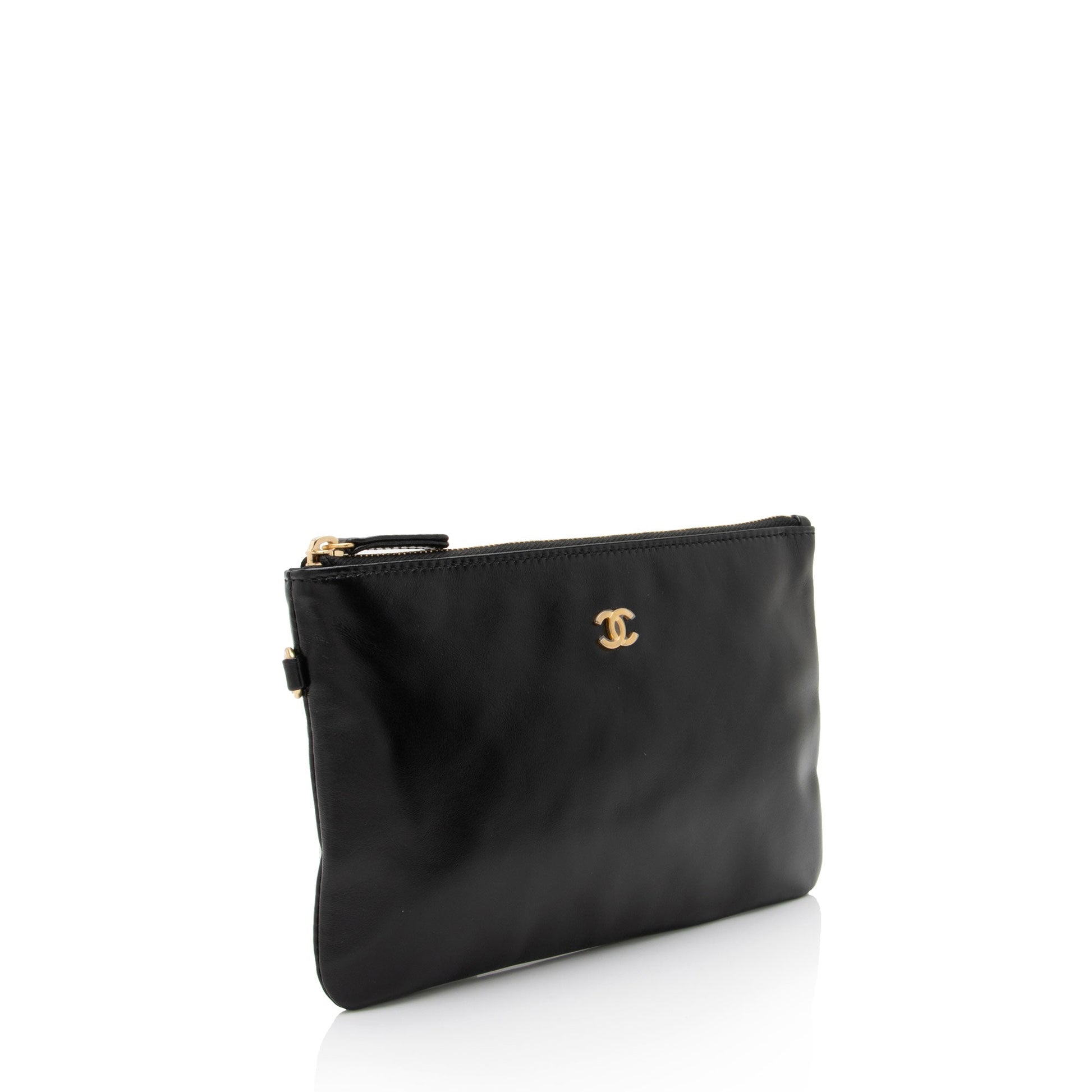 Chanel Shiny Calfskin 22 Clutch Bag - Rovelle Bags