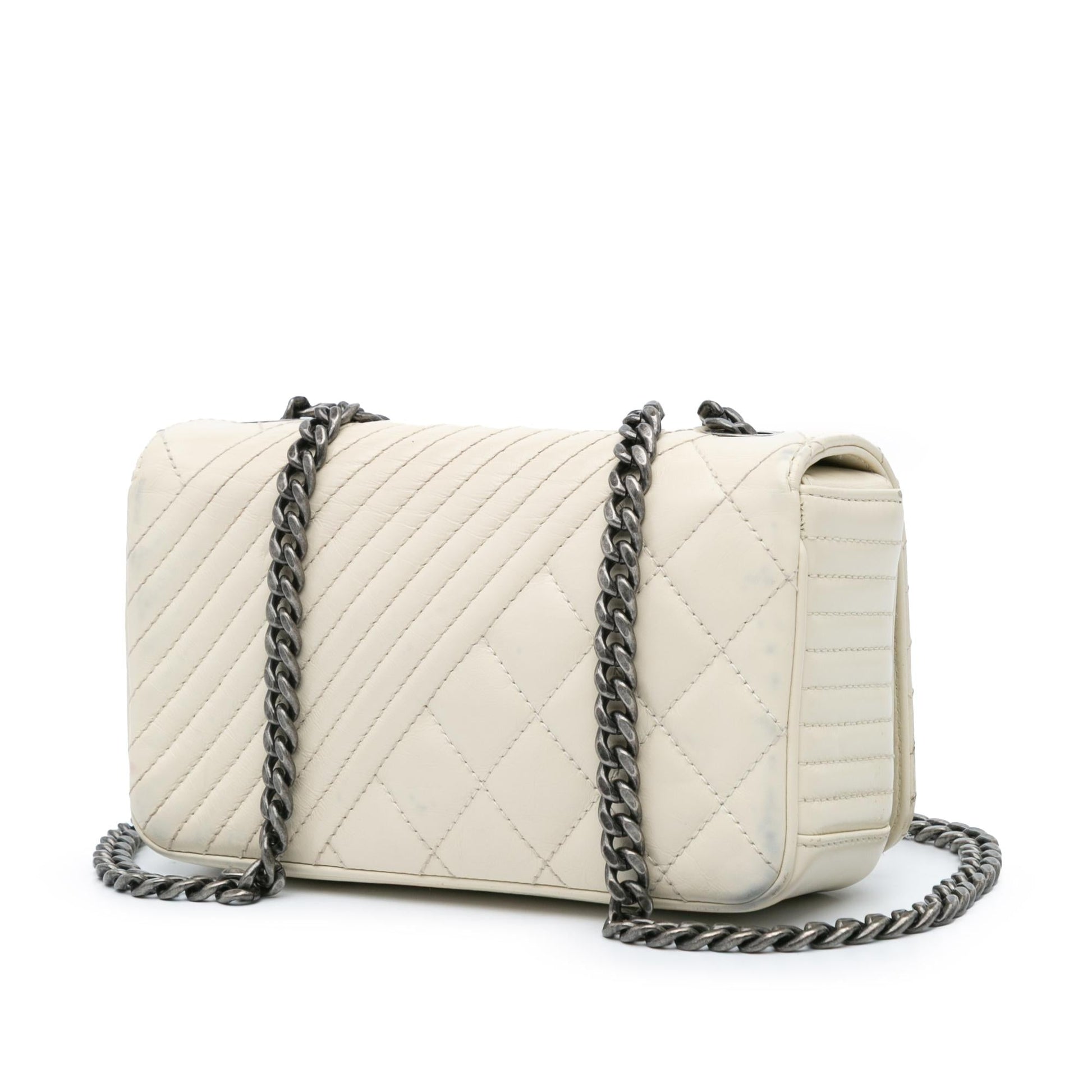 Chanel Boy Shoulder Bag - Rovelle Bags
