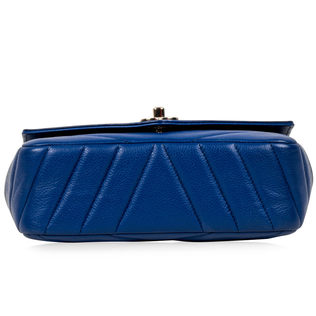 Chanel Classic Flap Shoulder Bag - Rovelle Bags