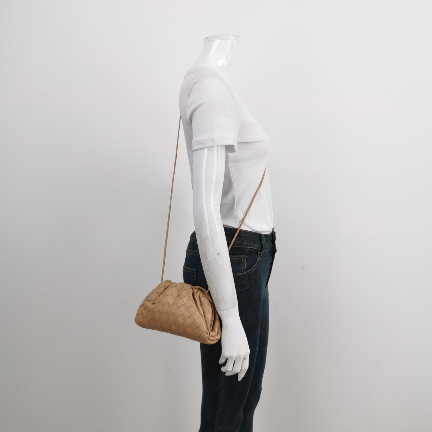 Bottega Veneta Pouch Crossbody - Rovelle Bags
