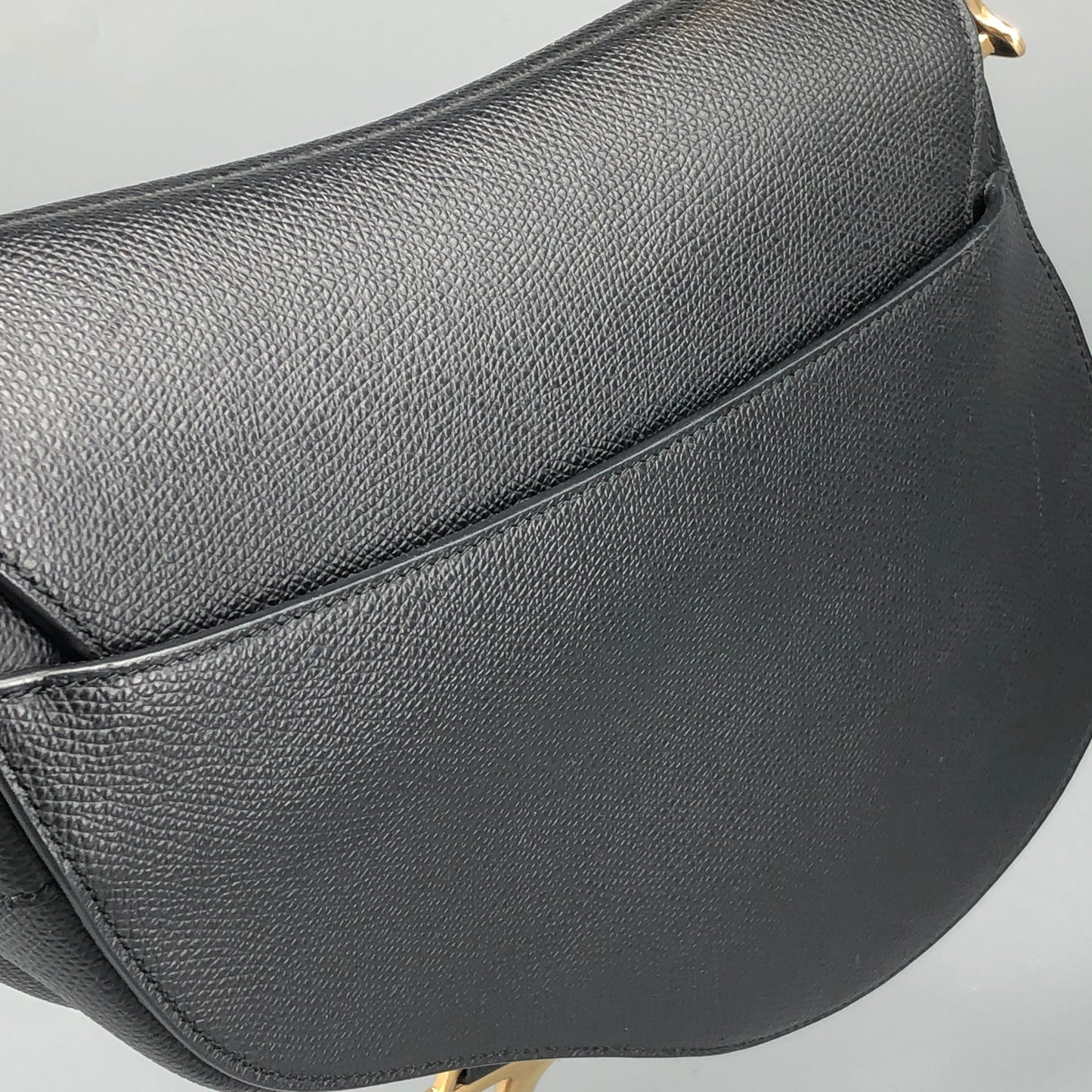 Christian Dior Saddle Medium Grained Calfskin Shoulder Bag Black + Extra Strap