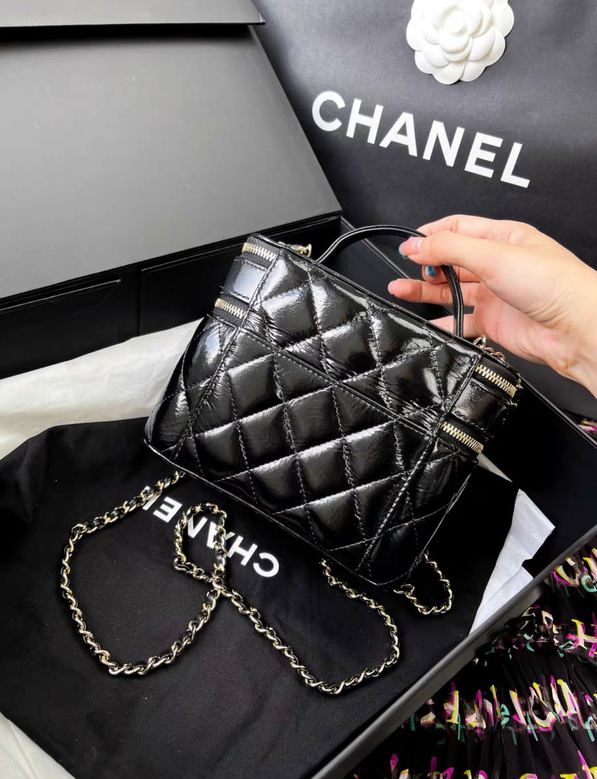 Chanel Chanel 22 Shoulder Bag - Rovelle Bags