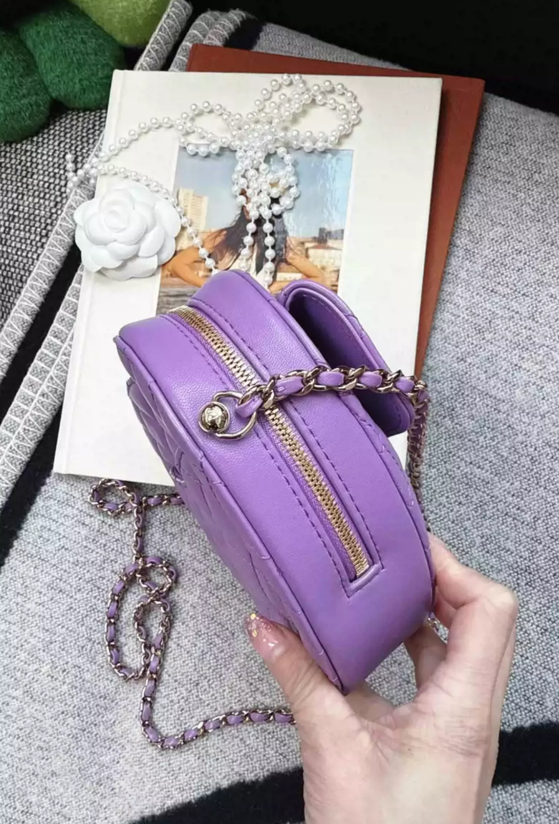 Chanel Chanel 22 Shoulder Bag - Rovelle Bags