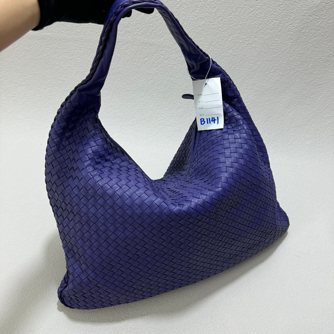 Bottega Veneta Veneta Shoulder Bag - Rovelle Bags