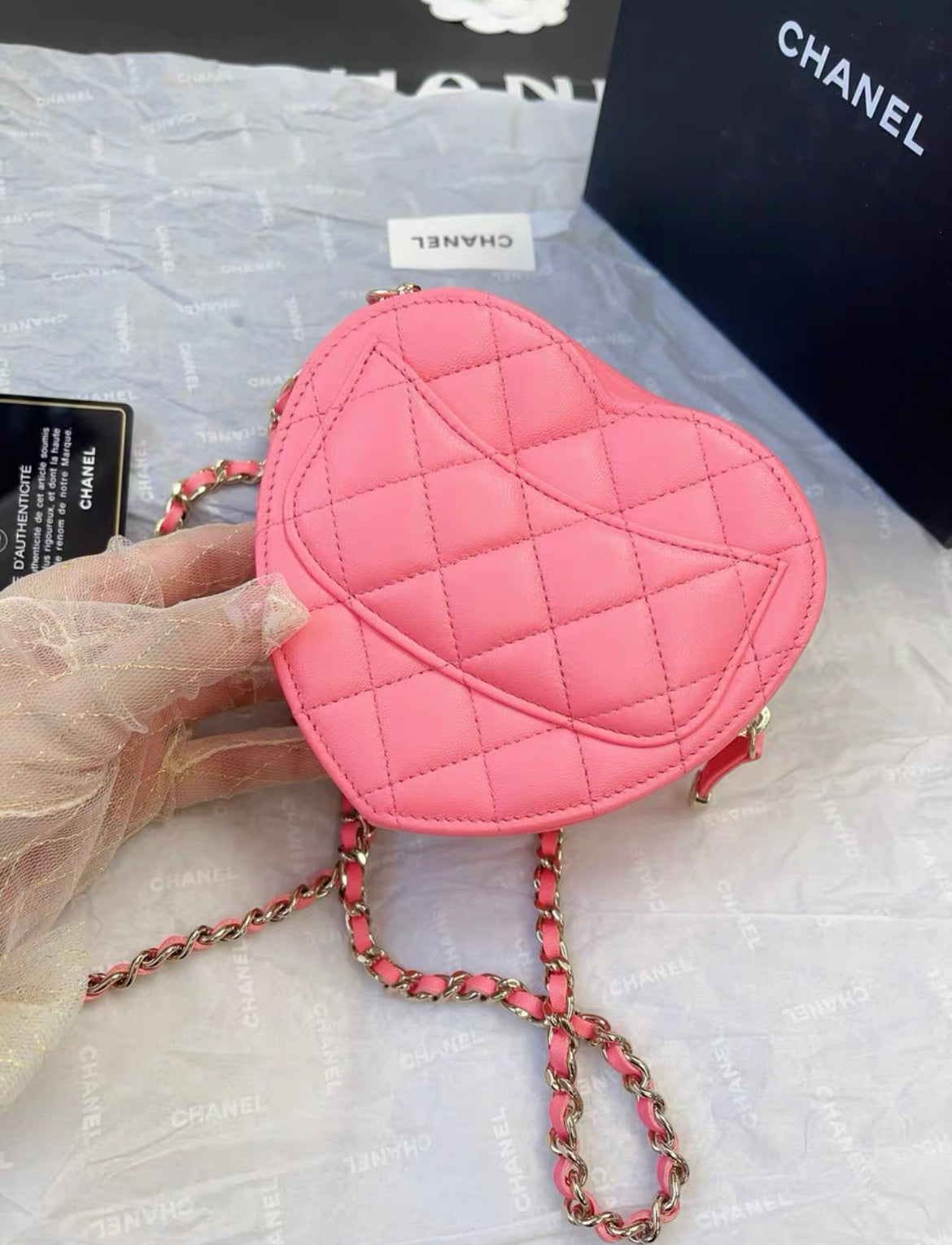 Chanel Chanel 22 Shoulder Bag - Rovelle Bags