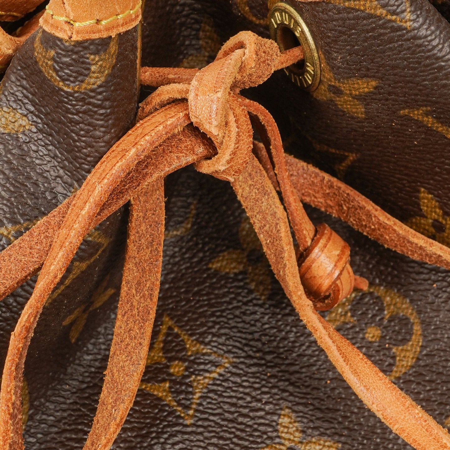 Louis Vuitton Noe Grande GM Monogram Canvas Shoulder Bag