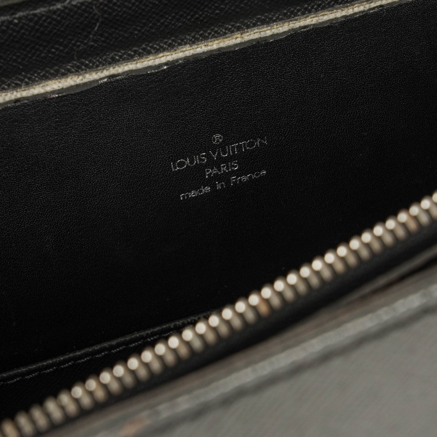Louis Vuitton Lozan Black Taiga Leather Briefcase Bag
