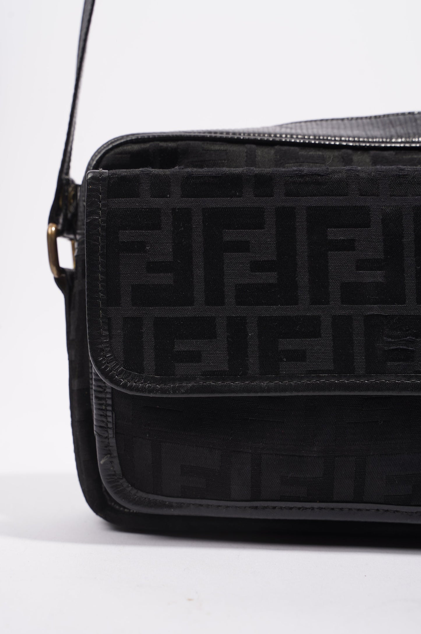 Fendi Womens Cloth Crossbody Black